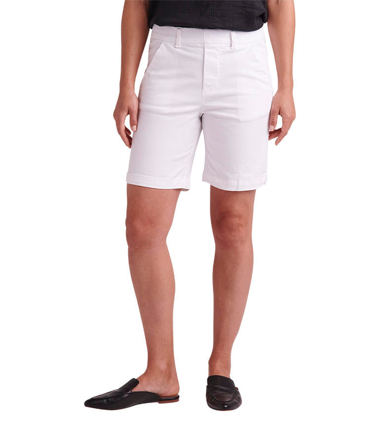 Jag Maddie 8 inch Mid Rise Pull-On Twill Short In White-Bottoms-Jag-Deja Nu Boutique, Women's Fashion Boutique in Lampasas, Texas