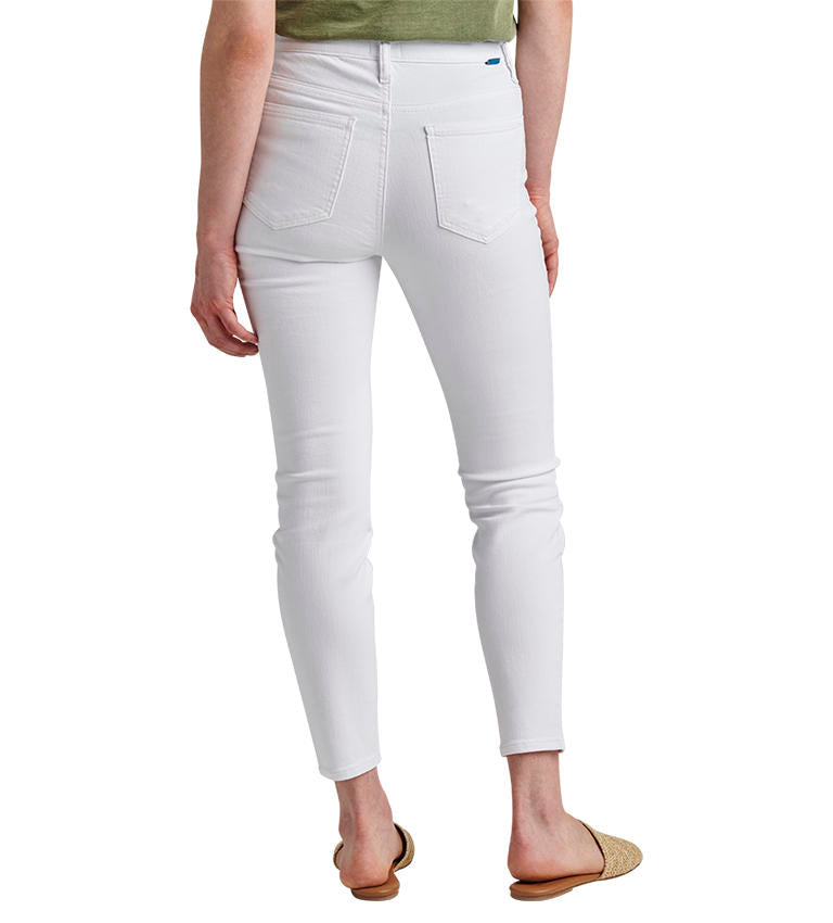 Jag Mid Rise Cecilia Skinny In White-Bottoms-Jag-Deja Nu Boutique, Women's Fashion Boutique in Lampasas, Texas