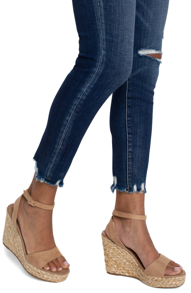 Liverpool Gia Pull On Crop Skinny With Fray Hem 27 in In Ellingwood-Jeans-Liverpool-Deja Nu Boutique, Women's Fashion Boutique in Lampasas, Texas
