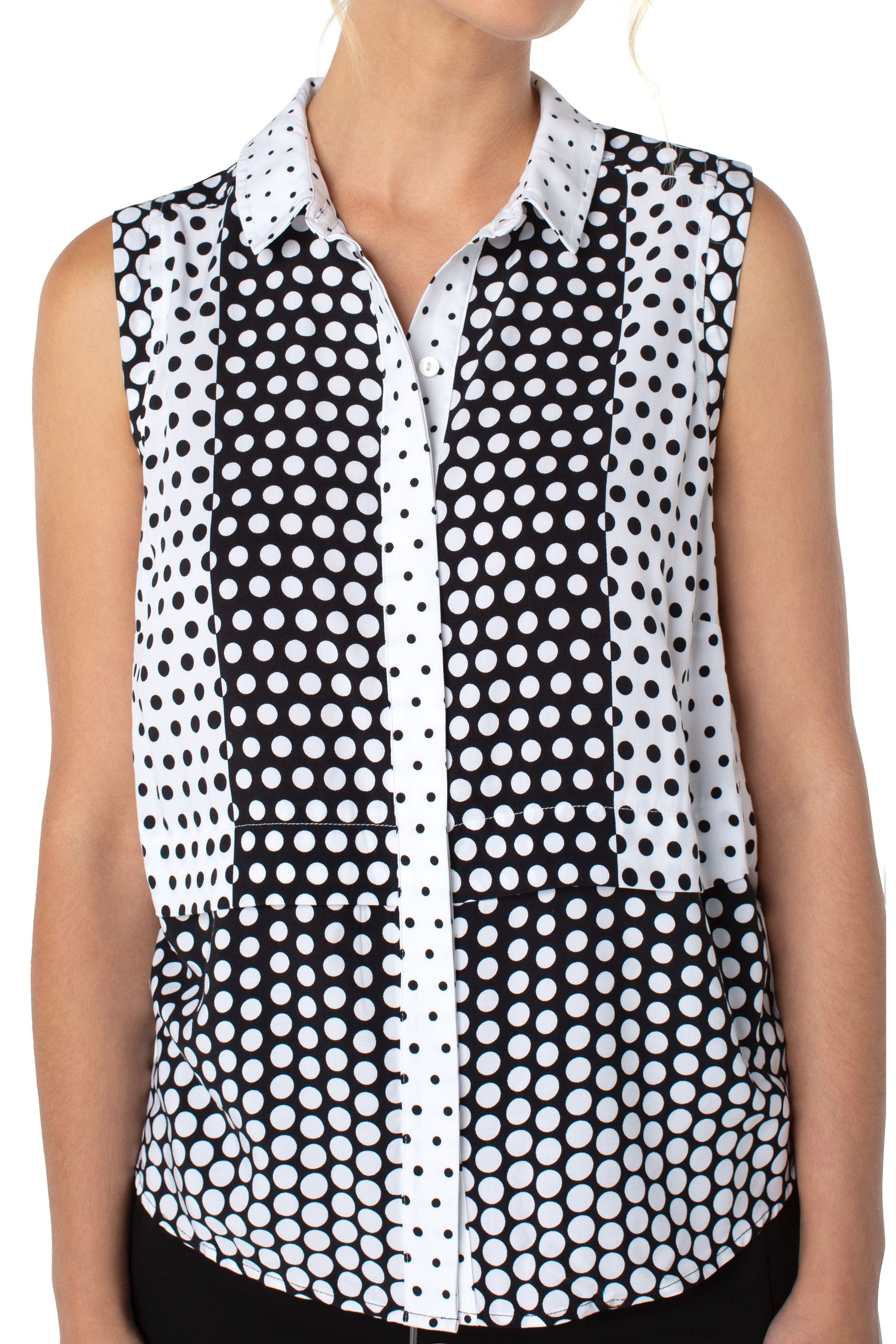 Liverpool Hidden Placket Sleeveless Button Front Shirt In Black And White Print-Tops-Liverpool-Deja Nu Boutique, Women's Fashion Boutique in Lampasas, Texas