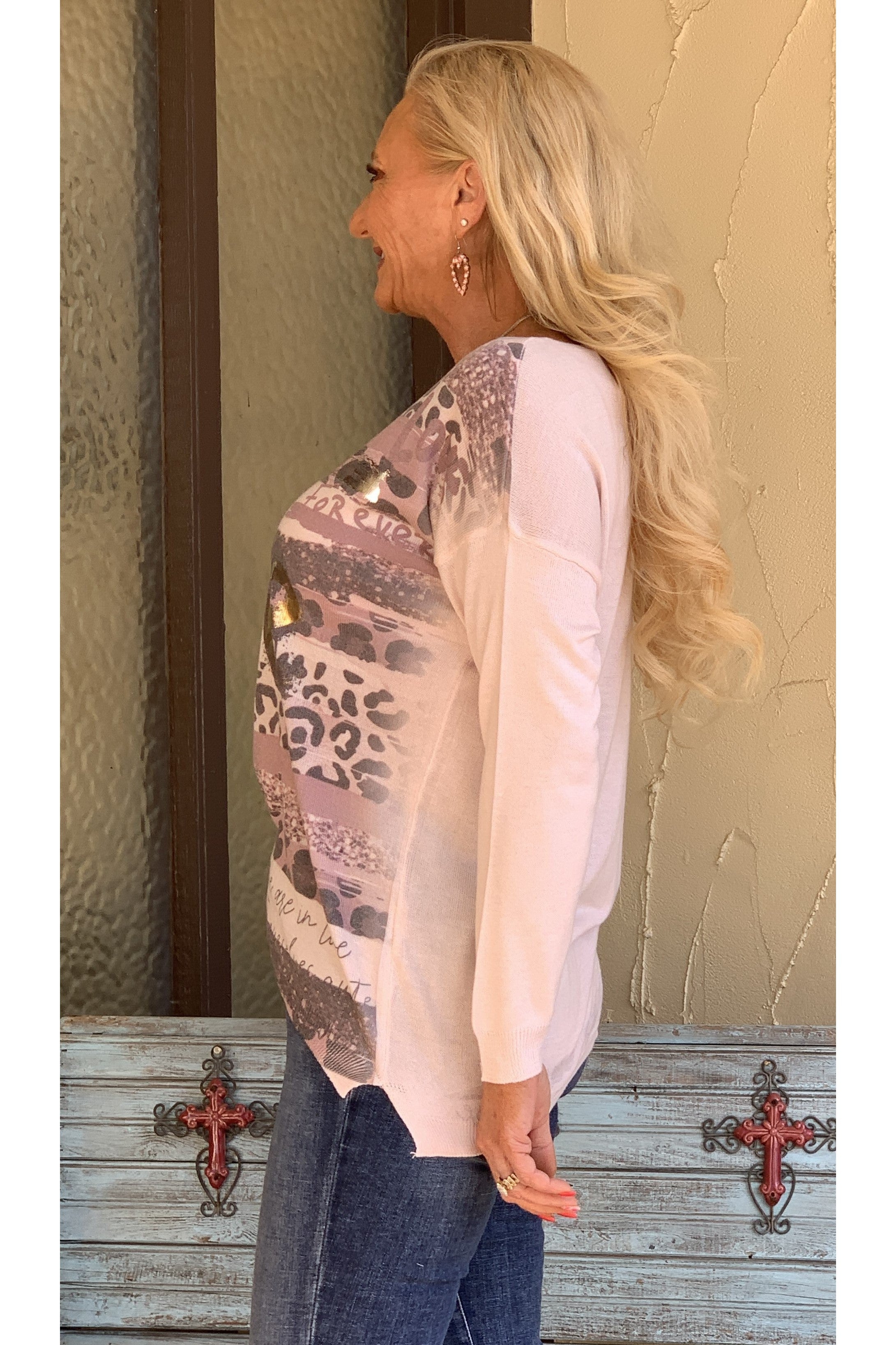 Look Mode Pink "Love" Silver & Gold Foil Sweater-Graphic Sweaters-Look Mode-Deja Nu Boutique, Women's Fashion Boutique in Lampasas, Texas