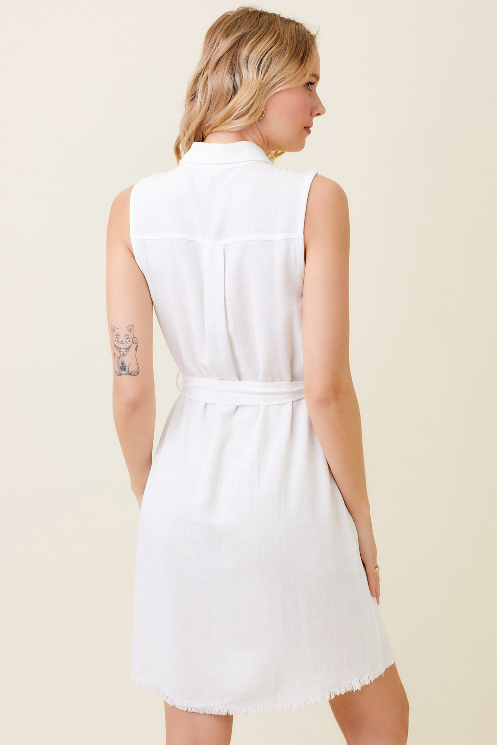 Mystree Frayed Bottom Detail Sleeveless Shirt Dress In White-Dresses-Mystree-Deja Nu Boutique, Women's Fashion Boutique in Lampasas, Texas