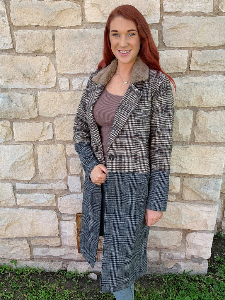 Mystree Plaid Fur Collar Coat-Coat-Mystree-Deja Nu Boutique, Women's Fashion Boutique in Lampasas, Texas