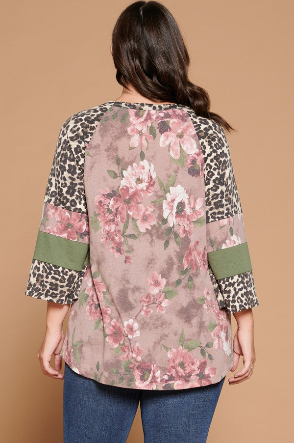 Oddi Mauve Floral And Leopard Raglan Sleeve Plus Top-Curvy/Plus Tops-Oddi-Deja Nu Boutique, Women's Fashion Boutique in Lampasas, Texas