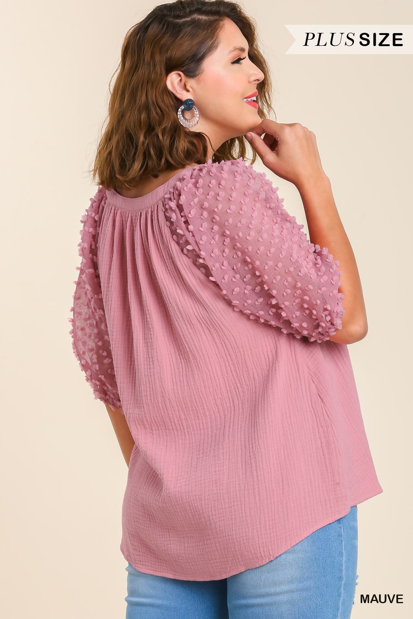 Umgee Floral Applique Detail Cuffed Puff Sleeve In Mauve Plus-Curvy/Plus Blouses-Umgee-Deja Nu Boutique, Women's Fashion Boutique in Lampasas, Texas