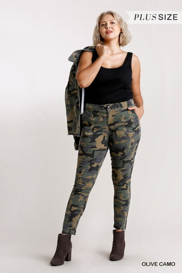 Umgee Green Camo Slim Leg Plus Pants With Zipper Detail-Curvy/Plus Bottoms-Umgee-Deja Nu Boutique, Women's Fashion Boutique in Lampasas, Texas