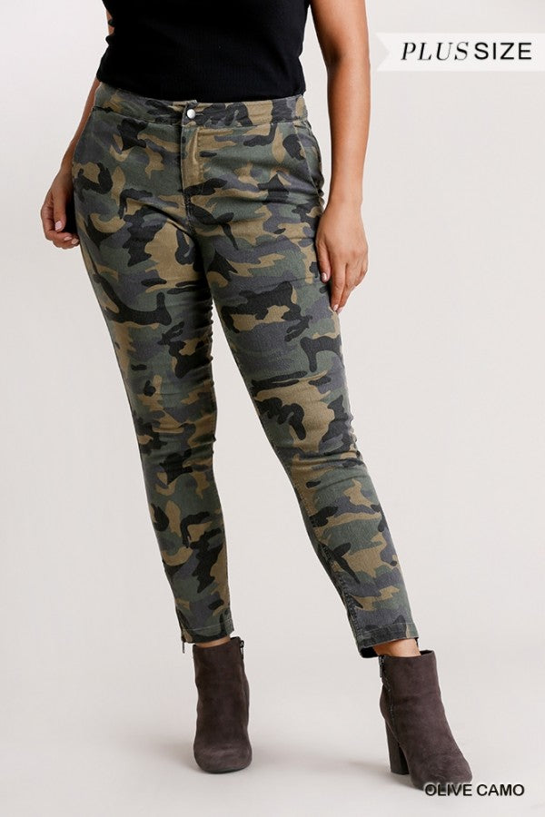 Umgee Green Camo Slim Leg Plus Pants With Zipper Detail-Curvy/Plus Bottoms-Umgee-Deja Nu Boutique, Women's Fashion Boutique in Lampasas, Texas