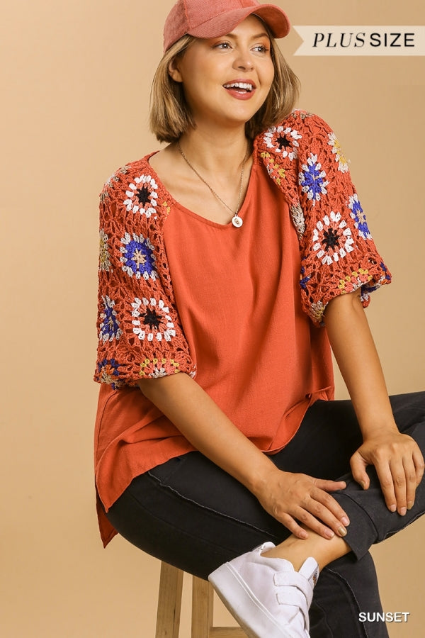 Umgee Linen Blend Three Fourth Crochet Sleeve In Sunset Plus-Curvy/Plus Tops-Umgee-Deja Nu Boutique, Women's Fashion Boutique in Lampasas, Texas