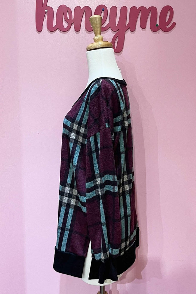 honeyme V Neck Plaid Sweater In Burgundy And Mint-Sweaters-honeyme-Deja Nu Boutique, Women's Fashion Boutique in Lampasas, Texas
